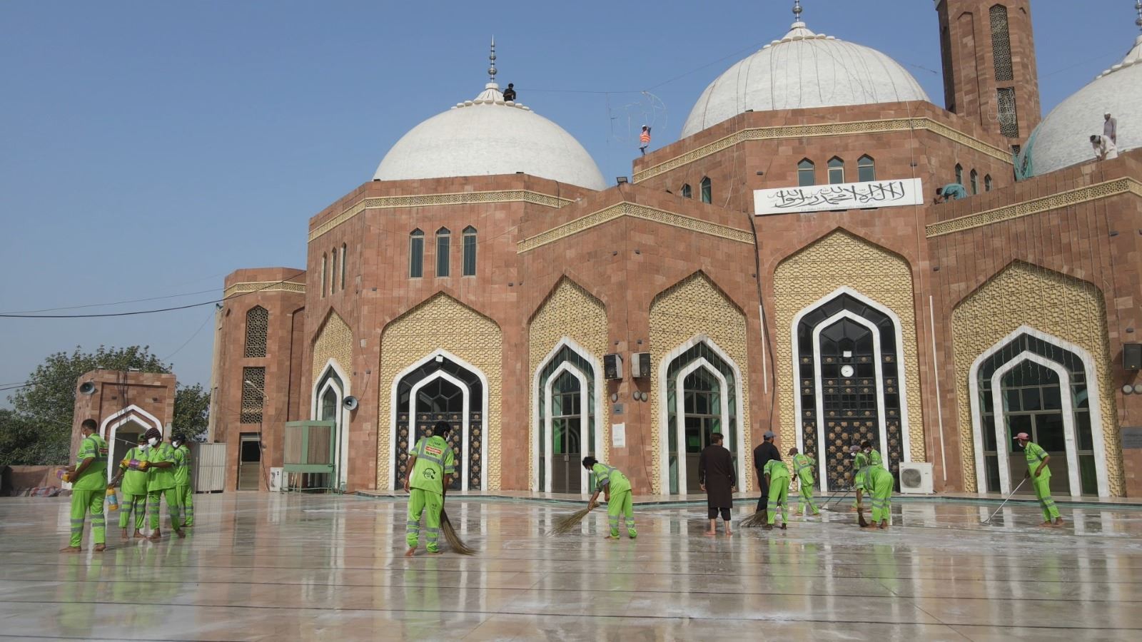 Darbar Baba Fareed Cleaning 2